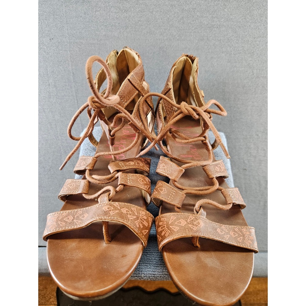 Jellypop Brown Gladiator Sandals Lace Up Back Zip Geometric Etched Flat Shoes